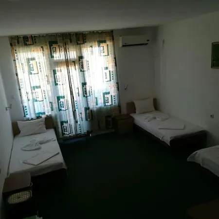 Zdravets Hotel *